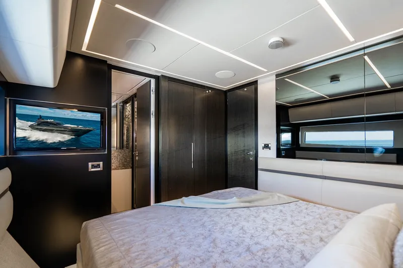 Slide: The Image of Pershing 92 2019 - 20