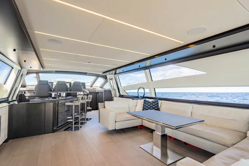 Slide: The Image of Pershing 92 2019 - 14