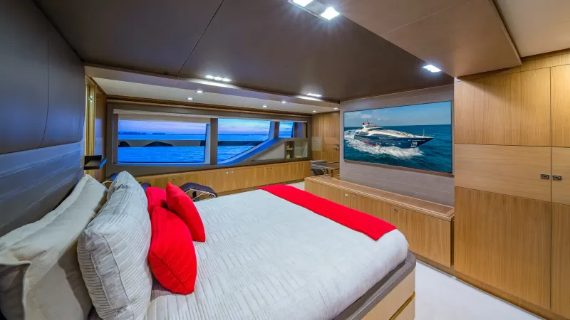 Slide: The Image of Ferretti Custom Line 100 2012 - 24