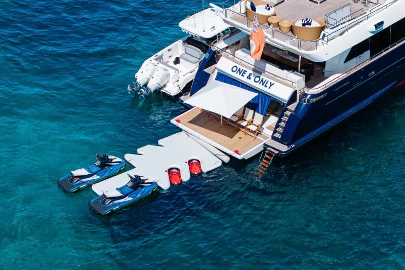 Slide: The Image of Ferretti Custom Line 100 2012 - 38