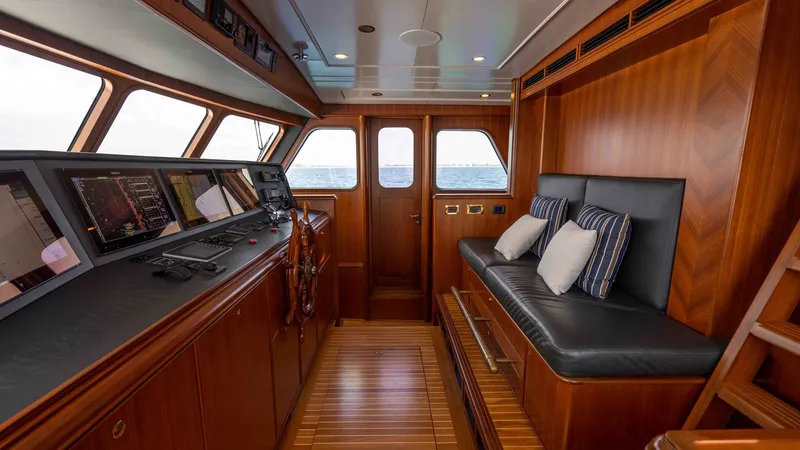 Slide: The Image of Feadship 105 1969 - 18