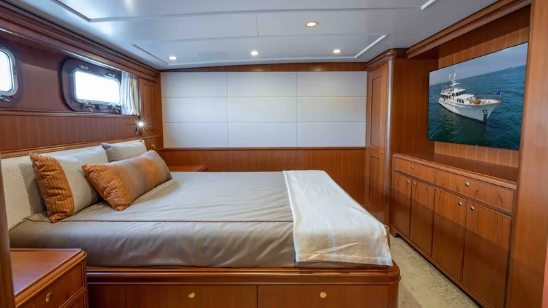 Slide: The Image of Feadship 105 1969 - 21