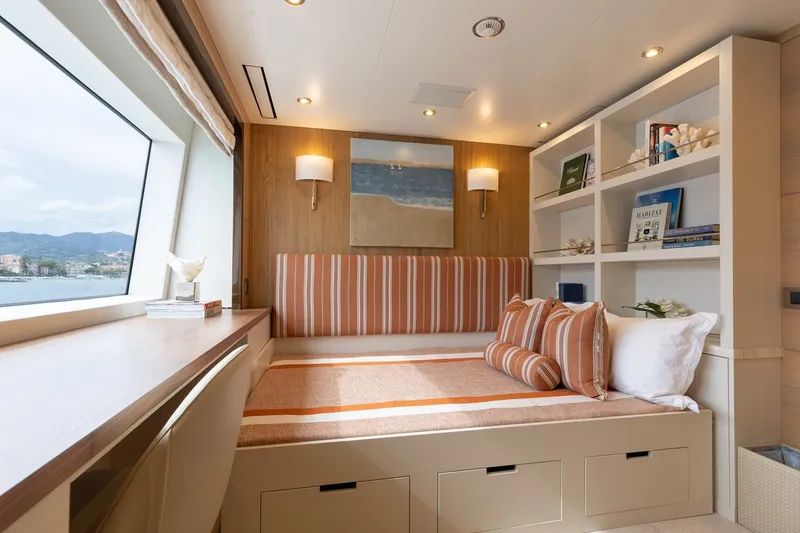 Slide: The Image of Benetti 132 2018 - 30