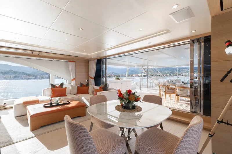 Slide: The Image of Benetti 132 2018 - 14