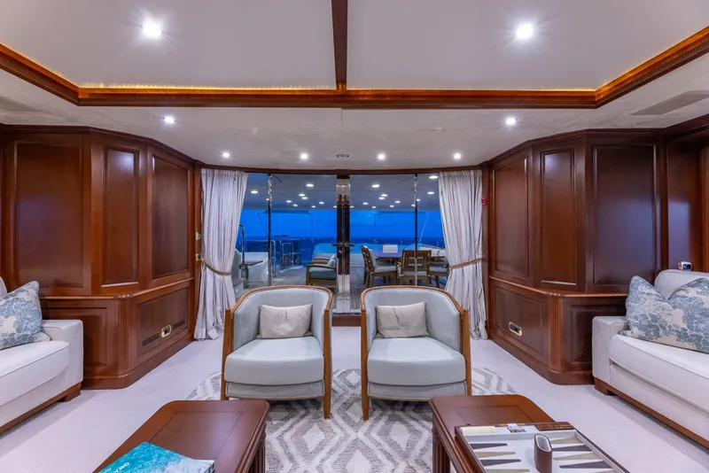 Slide: The Image of Benetti 121 2013 - 14