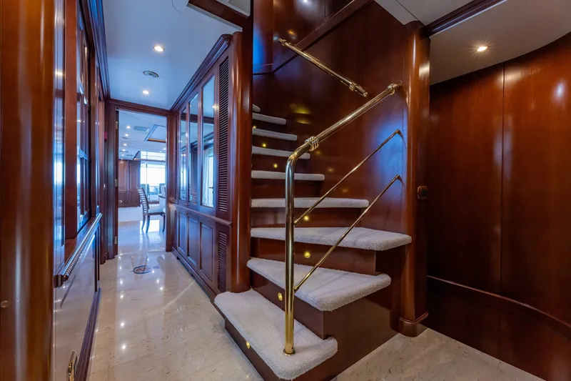 Slide: The Image of Benetti 121 2013 - 17