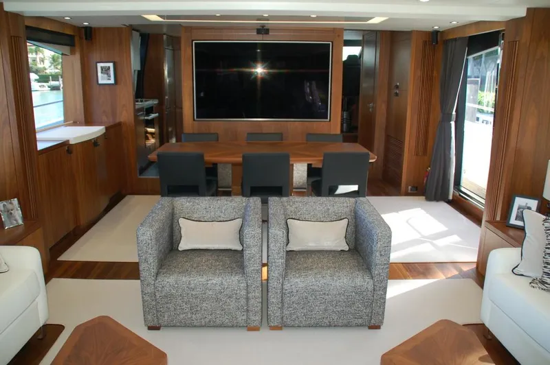 Slide: The Image of Sunseeker 86 2018 - 9
