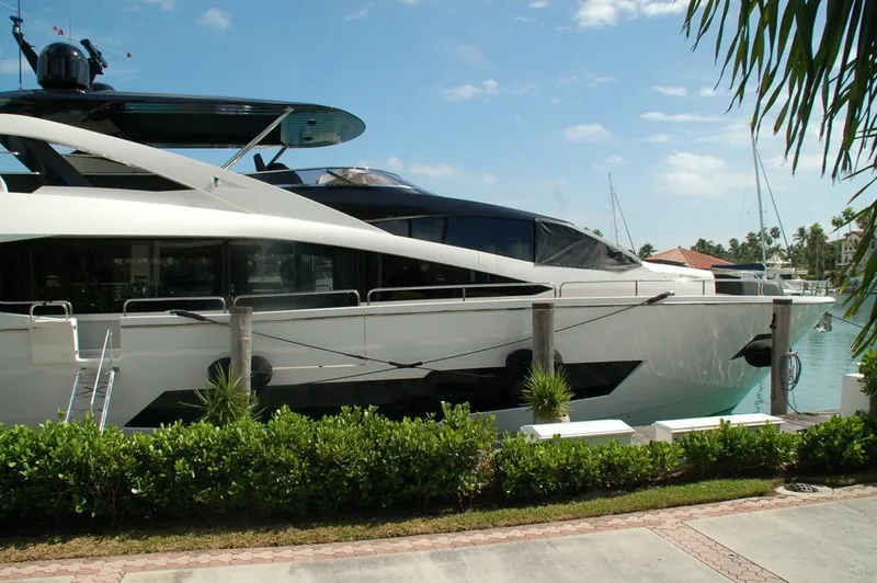 Slide: The Image of Sunseeker 86 2018 - 2