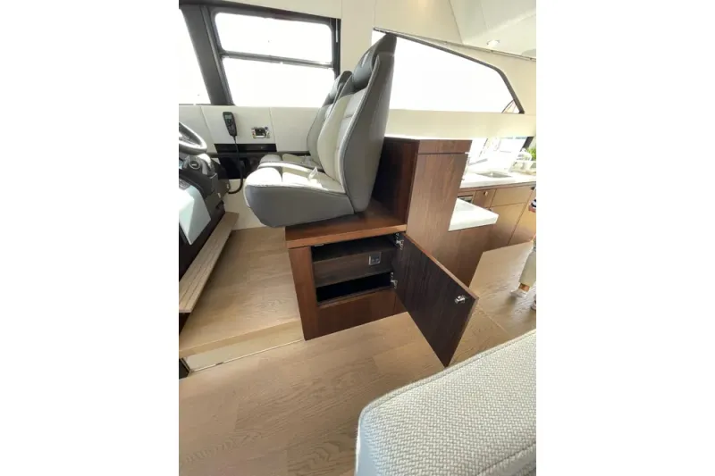 Slide: The Image of Fairline Squadron 50 2025 - 20
