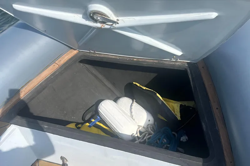 Slide: The Image of RIB U-23 Carbon Hull 2008 - 10