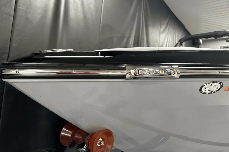 Slide: The Image of Mastercraft XT25 2024 - 63