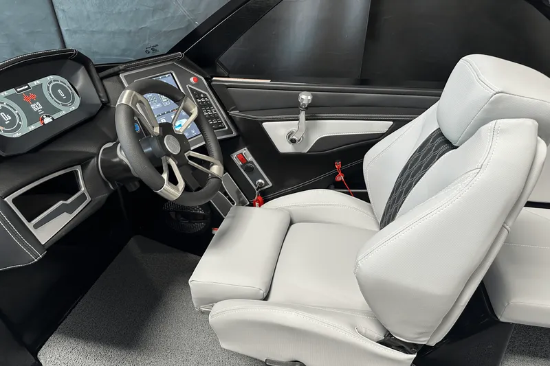 Slide: The Image of Mastercraft XT25 2024 - 68