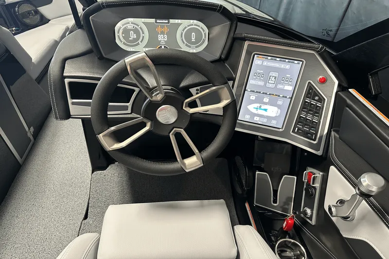 Slide: The Image of Mastercraft XT25 2024 - 69