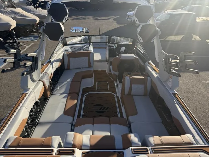 Slide: The Image of Malibu 24 MXZ 2026 - 13
