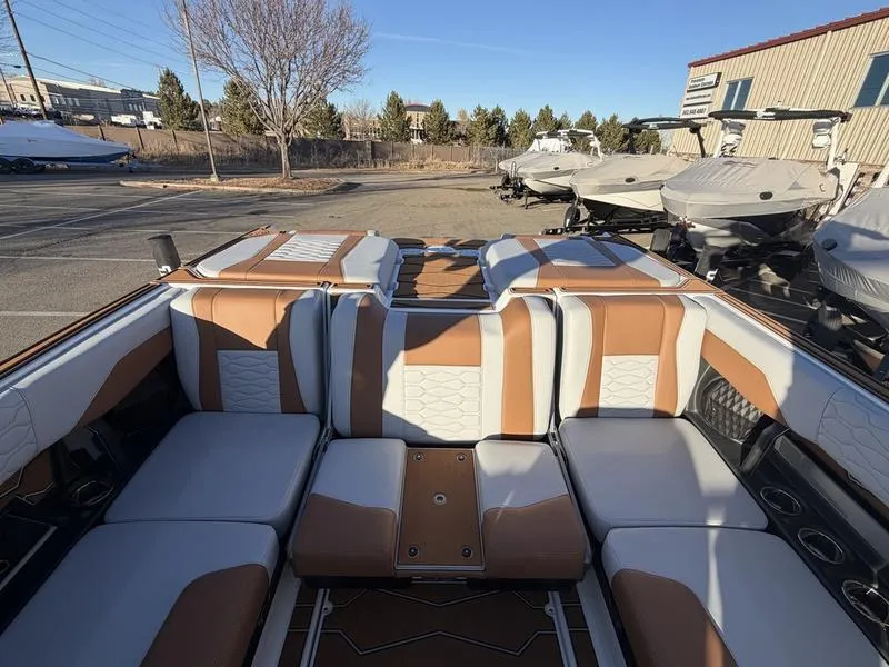 Slide: The Image of Malibu 24 MXZ 2026 - 30