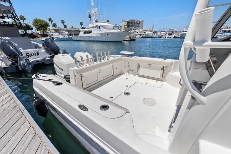 Slide: The Image of Boston Whaler 315 Conquest 2018 - 11