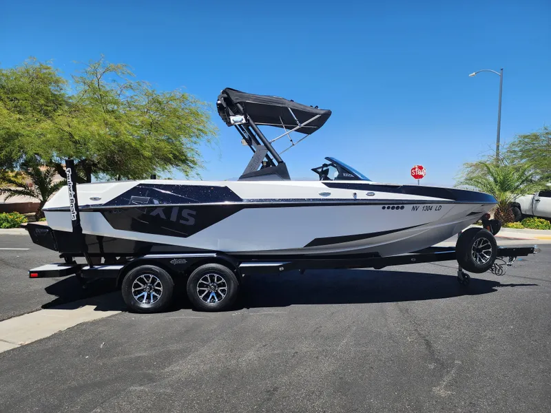 The Image of Axis Wake Research T22 2020 - 0