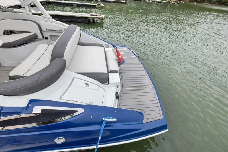 Slide: The Image of Crownline Boats 255 SS SURF 2022 - 30