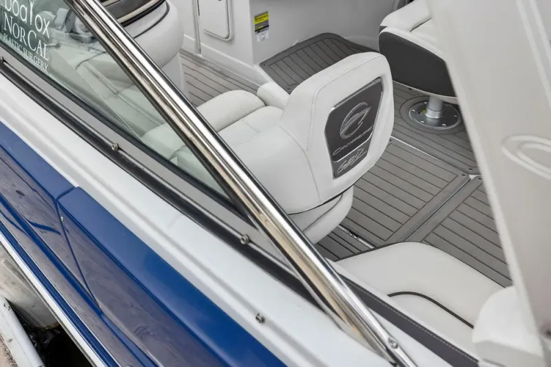 Slide: The Image of Crownline Boats 255 SS SURF 2022 - 29