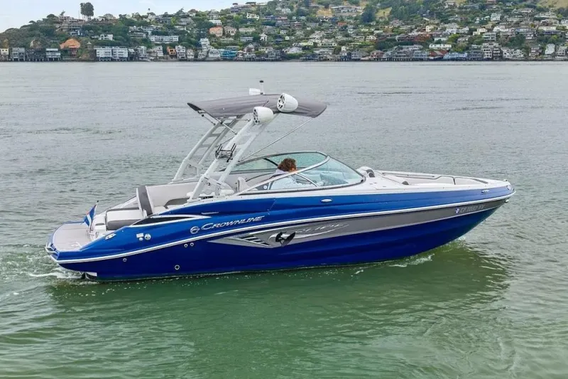 Slide: The Image of Crownline Boats 255 SS SURF 2022 - 12