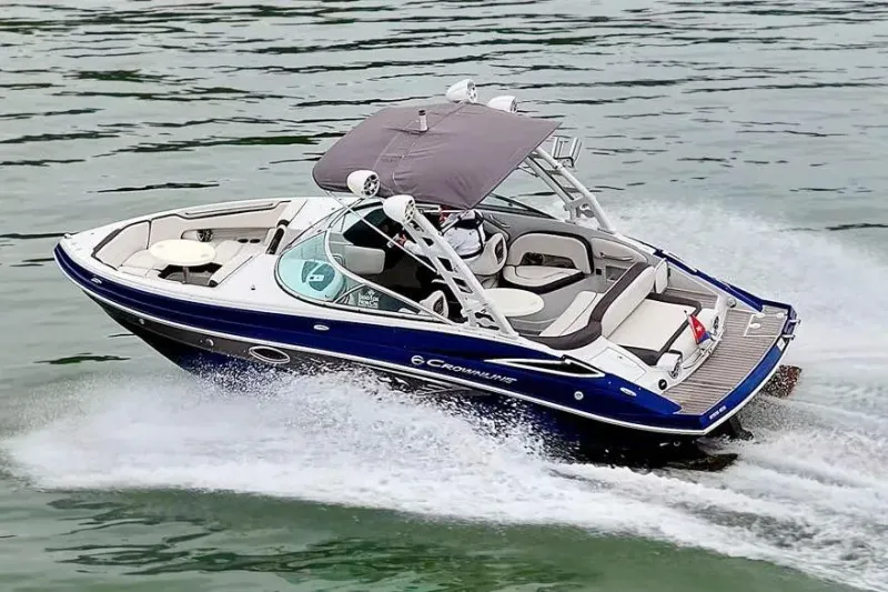 The Image of Crownline Boats 255 SS SURF 2022 - 1
