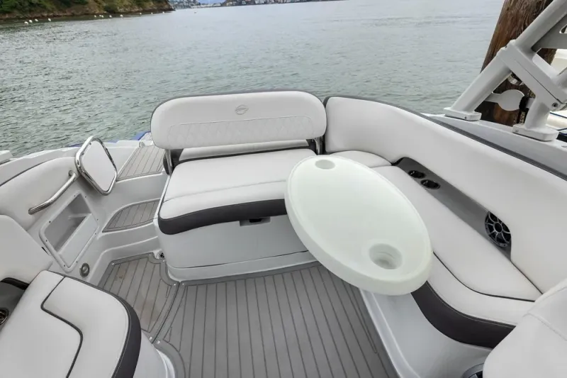 Slide: The Image of Crownline Boats 255 SS SURF 2022 - 22