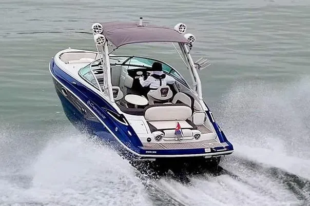 Slide: The Image of Crownline Boats 255 SS SURF 2022 - 4