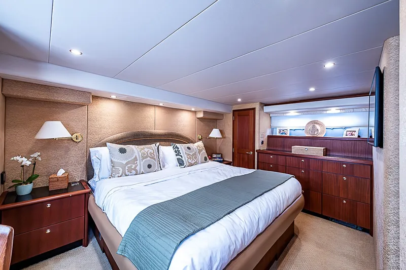 Slide: The Image of PACIFIC MARINER Diamond 2005 - 68