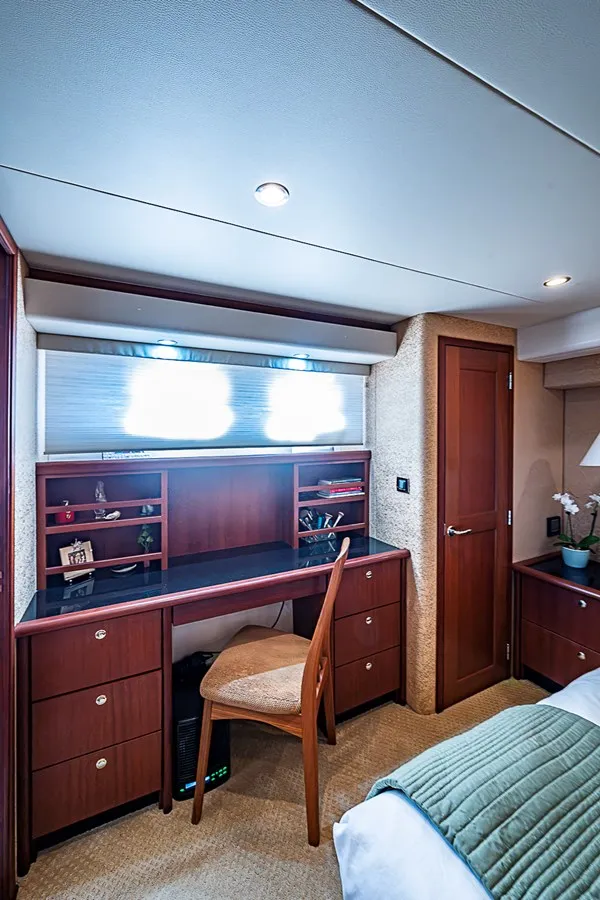 Slide: The Image of PACIFIC MARINER Diamond 2005 - 74