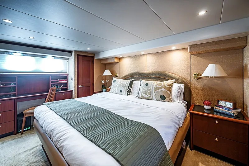 Slide: The Image of PACIFIC MARINER Diamond 2005 - 69