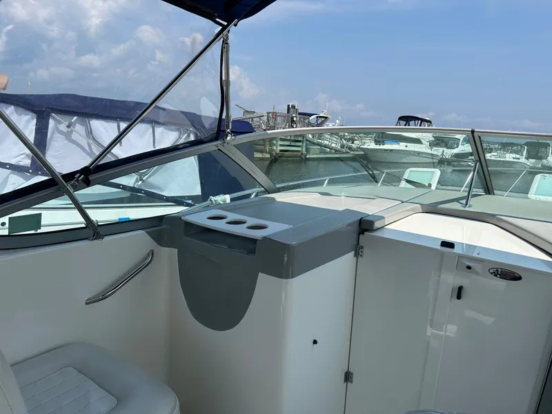 Slide: The Image of Bayliner 305 2007 - 10