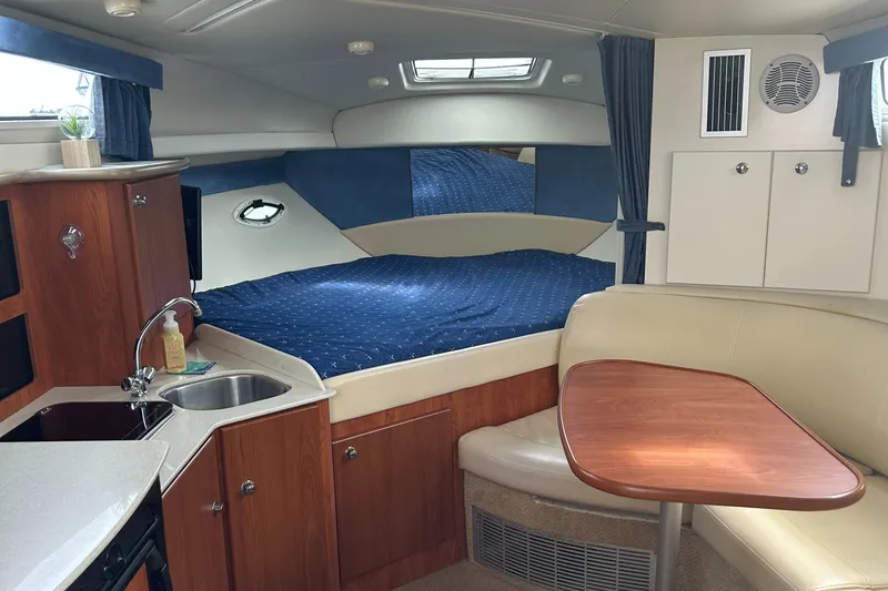 Slide: The Image of Bayliner 305 2007 - 14