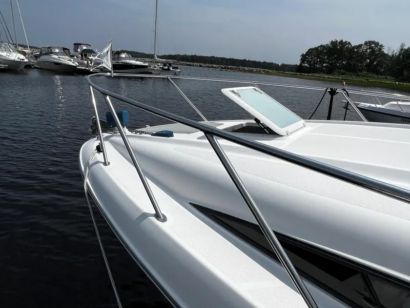 Slide: The Image of Bayliner 305 2007 - 20