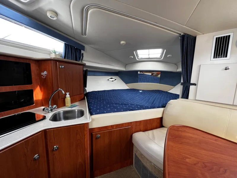 Slide: The Image of Bayliner 305 2007 - 46