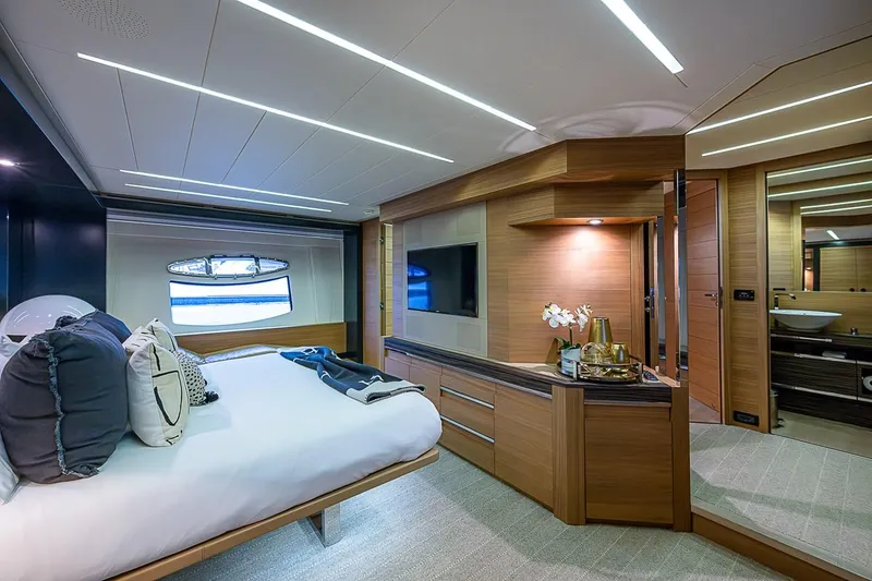 Slide: The Image of Pershing 92 Express 2014 - 13