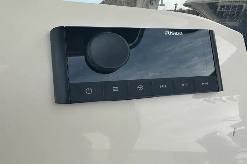 Slide: The Image of Scout 195 Sportfish 2024 - 14