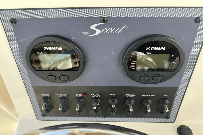 Slide: The Image of Scout 195 Sportfish 2024 - 13