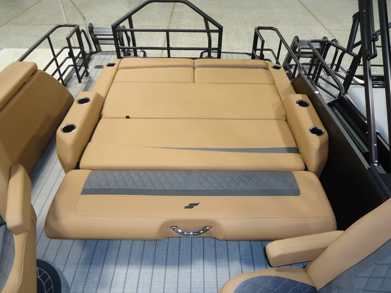 Slide: The Image of Starcraft Marine SLS 3 Q DH 2026 - 3
