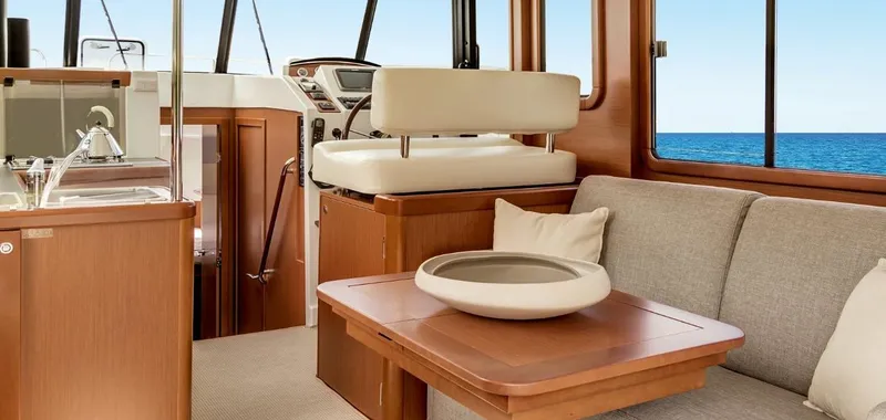 Slide: The Image of Beneteau Swift Trawler 34 2017 - 16