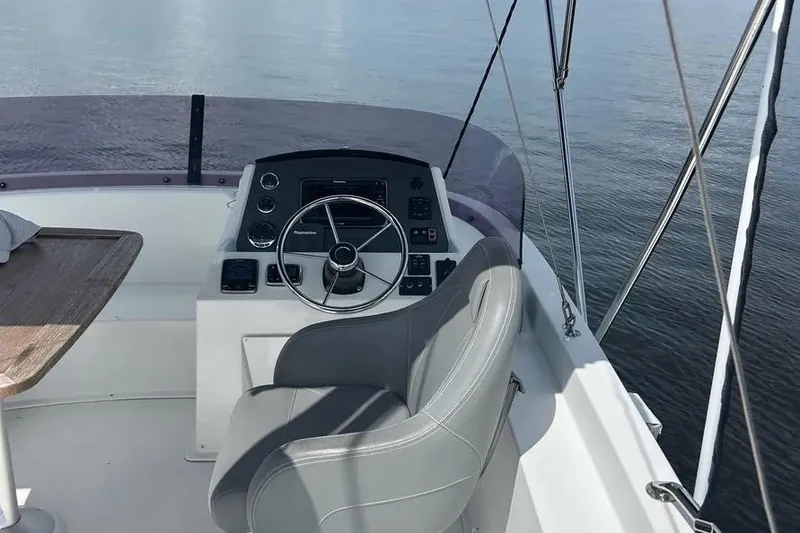 Slide: The Image of Beneteau Swift Trawler 34 2017 - 4