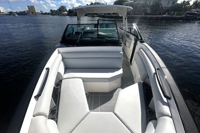 Slide: The Image of Aviara AV36 Outboard 2024 - 34