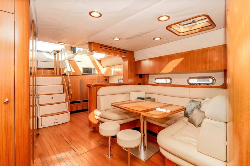 Slide: The Image of Tiara 5200 Sovran Salon 2006 - 24