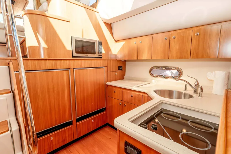 Slide: The Image of Tiara 5200 Sovran Salon 2006 - 22