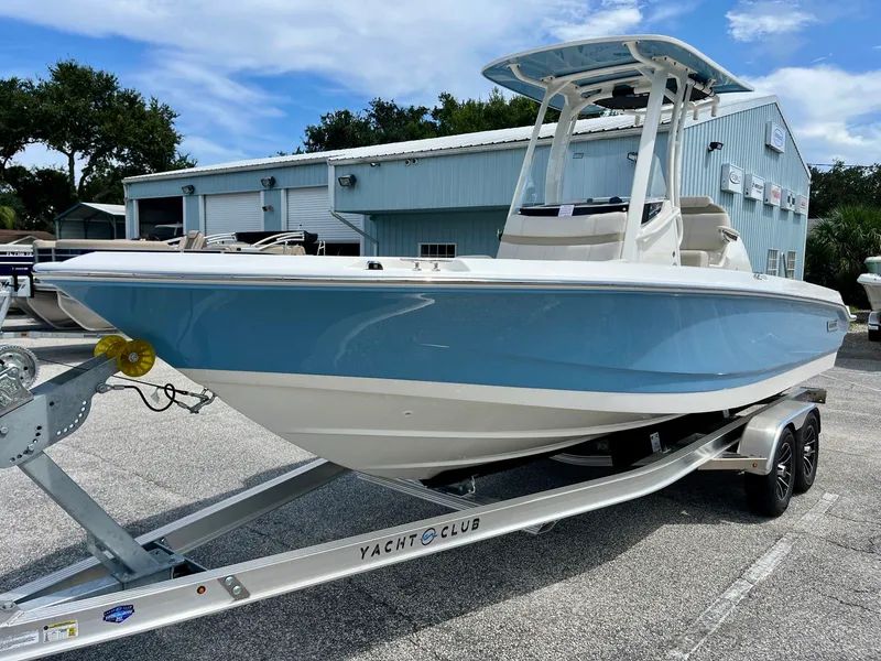 Slide: The Image of Boston whaler 22DNT 2027 - 3