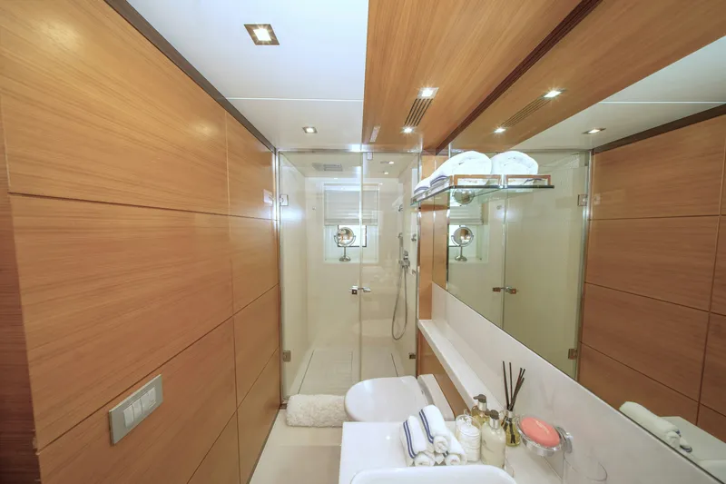 Slide: The Image of Benetti Benetti Tradition Supreme 108 2015 - 8