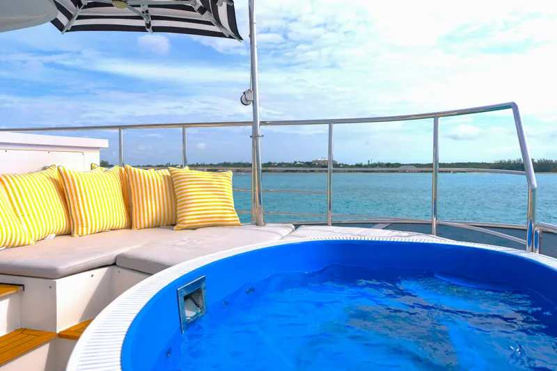 Slide: The Image of Benetti Benetti Tradition Supreme 108 2015 - 28