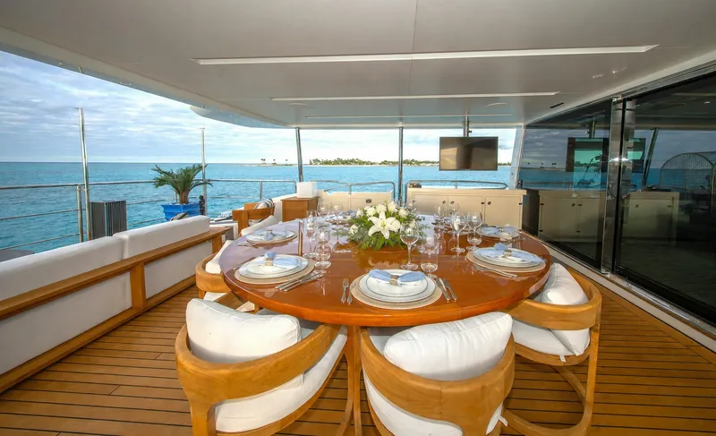 Slide: The Image of Benetti Benetti Tradition Supreme 108 2015 - 22
