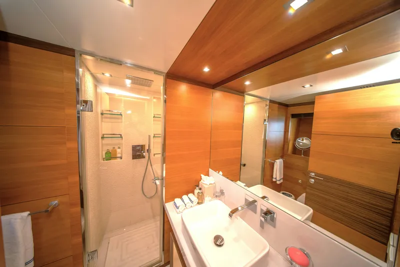 Slide: The Image of Benetti Benetti Tradition Supreme 108 2015 - 18