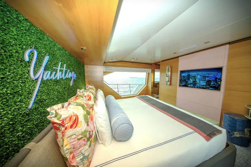 Slide: The Image of Benetti Benetti Tradition Supreme 108 2015 - 6