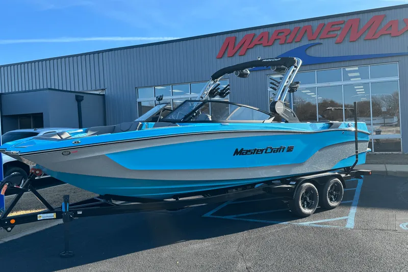 Slide: The Image of Mastercraft XT24 2024 - 18